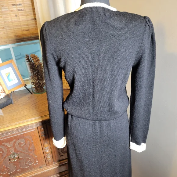 VINTAGE 80'S HAND LOOMED KNIT BOW DRESS BY HARLAN - Picture 4 of 11